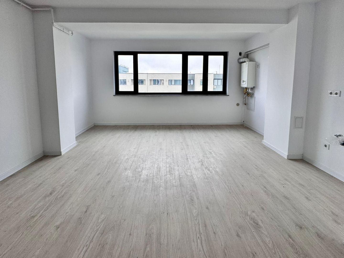 anBn-75.jpg-75